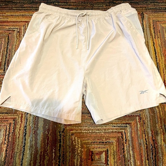 Reebok Mens Classics Basketball Athletic Workout Shorts, Grey Sz XL - Picture 1 of 7